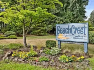 Beachcrest is steps away from Puget Sound & offers the neighborhood a private marina, boat launch, beaches, park/playground, trails, picnic areas & more!