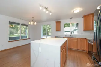 All Kitchen Appliances Included