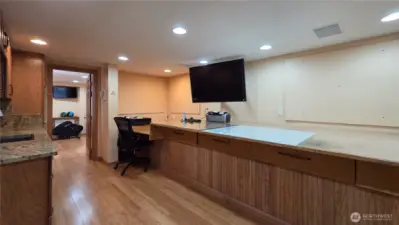 757 Studio in Lower Level