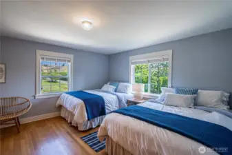 Guest Bedroom #2