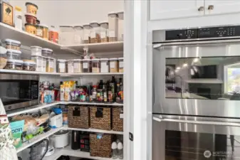 Walk in pantry.