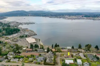 The home as you can see enjoys great views of downtown and the marina. The home has easy access to downtown and all of the fun festivals, restaurants and other events.