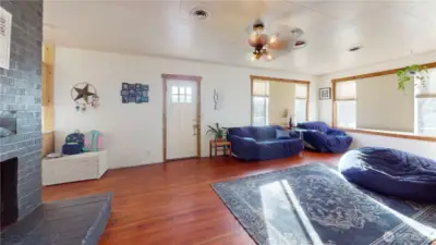 Looking toward the front door.