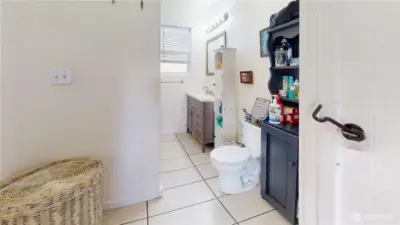 Full bathroom (off the living room)