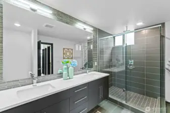 Primary en-suite with quartz counters.