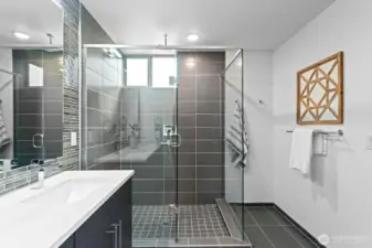 Look how BIG this shower is!
