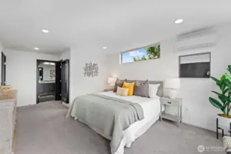 King sized bed, dresser and seating area and still plenty of room!