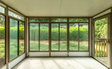 What a pleasant surprise - a sunroom off the primary bedroom