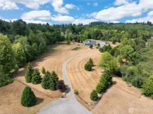 2 PARCELS - House & Shop on 6.56AC + 5AC Parcel Buildable