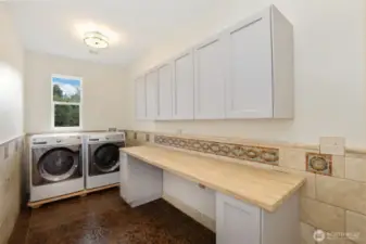 Laundry Rm Main Floor