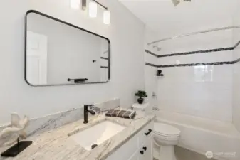 2nd Full Bath Upstairs