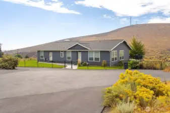Wait until you see what 2,800 sq ft of luxury looks like when we get inside.