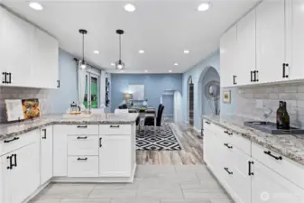 Lots of counter & cupboard space!