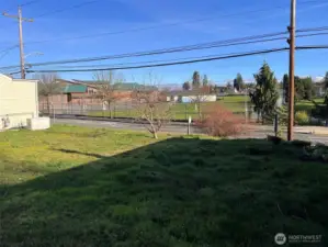 Large yard space for DADU or...