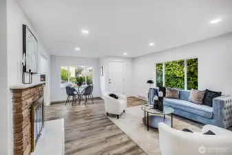 Two windows for your relaxation!