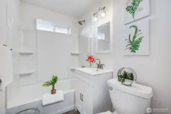 Fully updated, all-new bathroom!