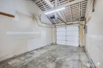 Brand-new automatic door