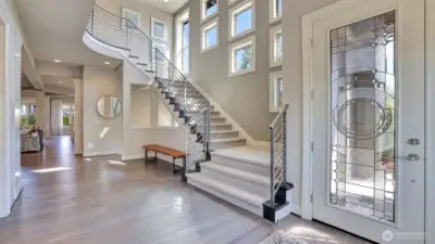 • Modern and Comfortable—This modern, better-than-new home has an open floor plan, high ceilings, and a great room concept with lots of light and views from nearly every room. Yet it is arranged and finished in a way that makes it comfortable and livable.