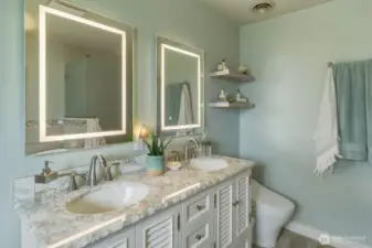 Beautiful Primary Bathroom.