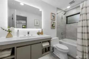 Heated floors, smart mirrors, and jetted tub