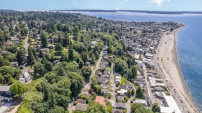 Ideal location for relaxing, entertaining, or soaking in the beachside lifestyle.