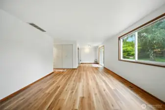 Vinyl windows & slider