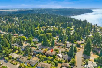 Peaceful Gregory Heights community with tree-lined streets