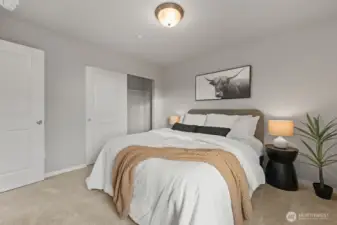 Photographs are for illustrative purposes only. Features, finishes, interior/exterior colors, landscaping and floorplan shown may vary from actual homes built.