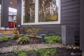 Water fountain stays!