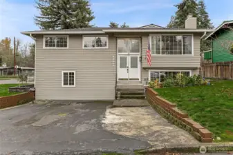 5 Bedroom | 2 bathroom