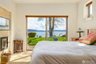 Wake up to sunshine on the water...