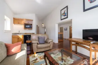 Second floor bonus room w/wet bar...