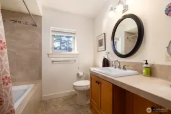 Full bath upstairs...