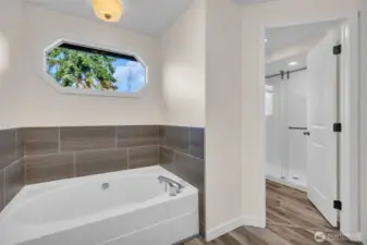 Primary five-piece bathroom