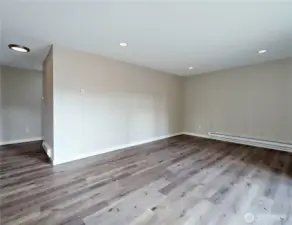 lv rm with all new beautiful plank floors