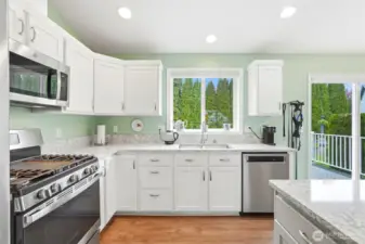 Thoughtfully arranged with plenty of prep space and storage- everything within easy reach.