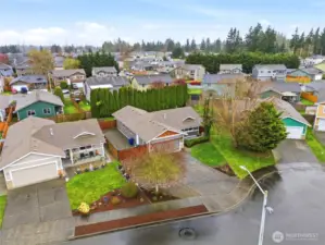 A lovely location on a quiet cul-de-sac.