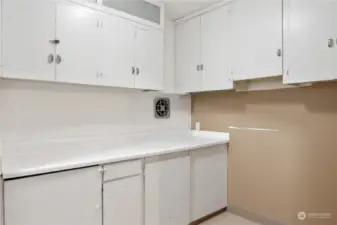 Folding area/storage off laundry room