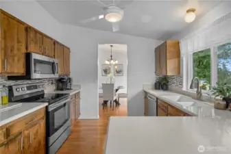 Kitchen with eating space to enjoy morning conversations!