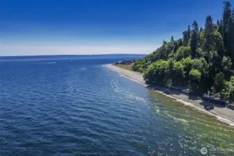 Spectacular Puget Sound waterfront property.