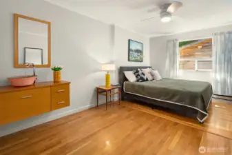 Guest bedroom