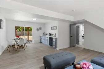 Family Room (Lower Level)