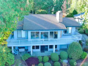 View of home from Pioneer Dr, entrance is off Jefferson St