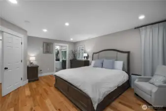 Primary bedroom