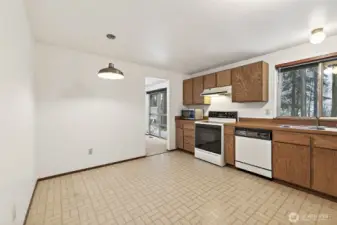 Very clean and spacious kitchen ready for your updates or keep it retro!