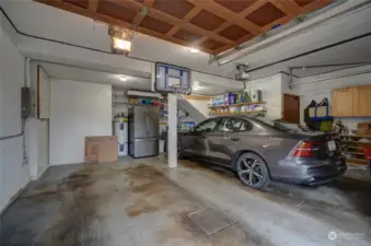 2 car garage/storage