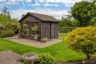 The most darling potting shed.