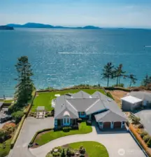 Original owners-pride of ownership shows throughout!