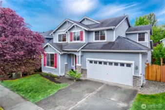 Appealing 2 story traditional one owner home in Brookside Estates!