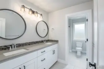 2nd floor bathroom
